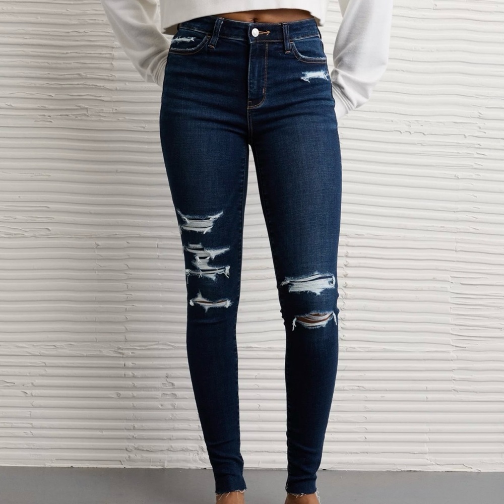 AE Next Level Ripped High-Waisted Jegging - NWT ‼️